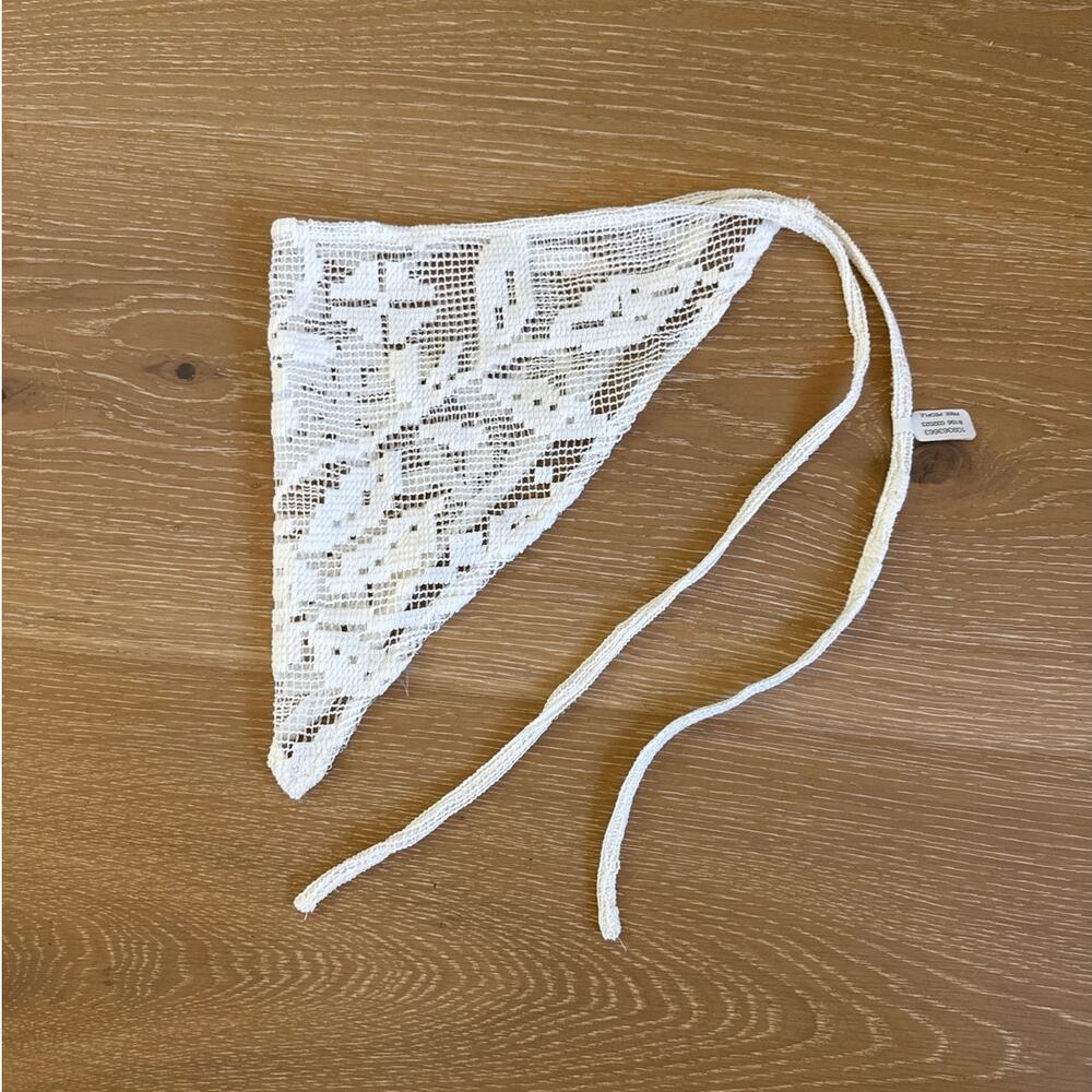 Free People Triangle Scarf Forever Lace One Size Ivory